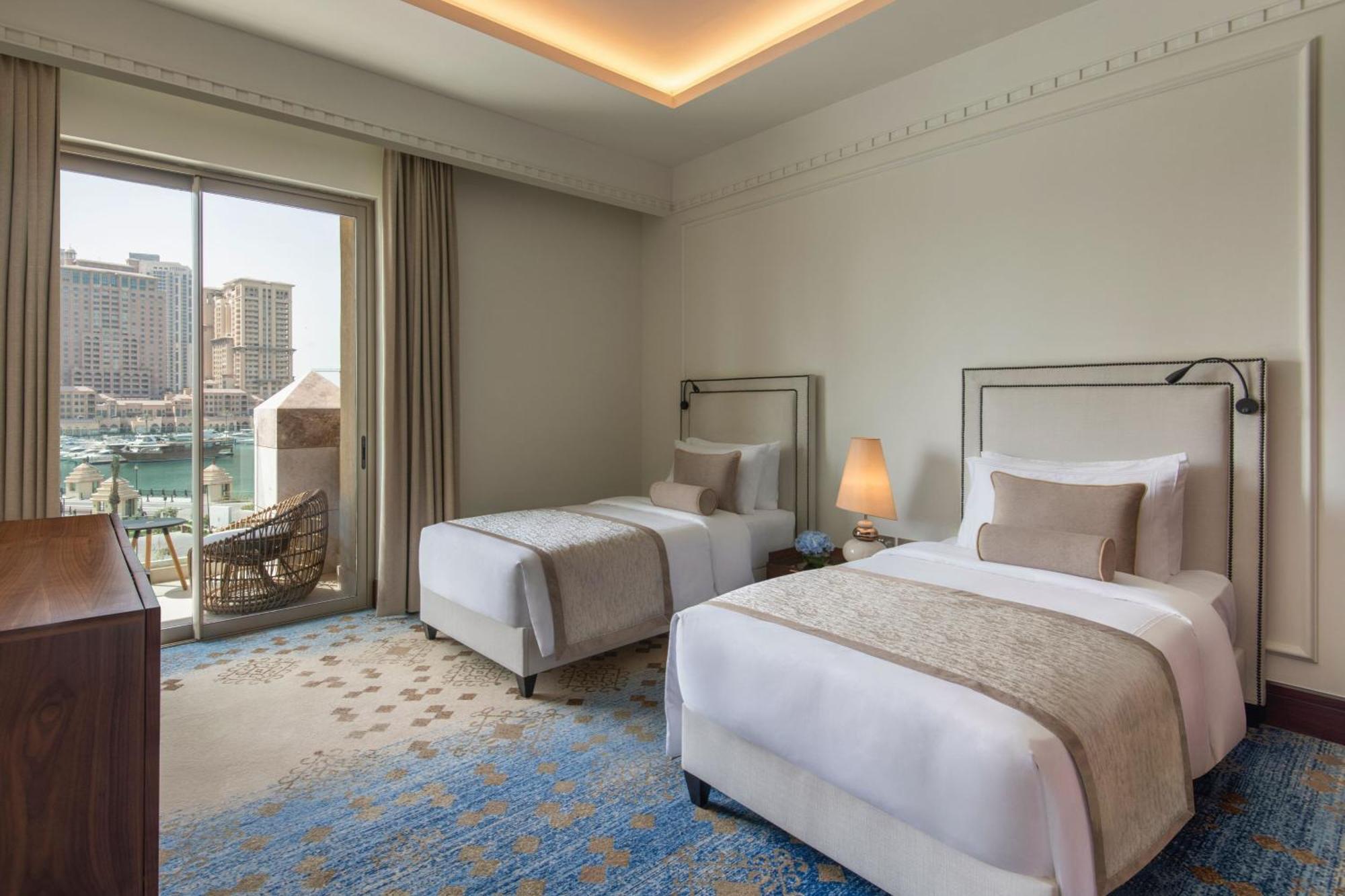 The St. Regis Marsa Arabia Island, The Pearl Qatar Hotel Doha Bagian luar foto