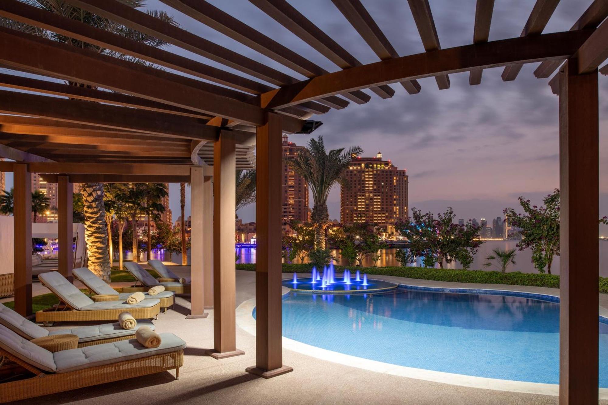 The St. Regis Marsa Arabia Island, The Pearl Qatar Hotel Doha Bagian luar foto