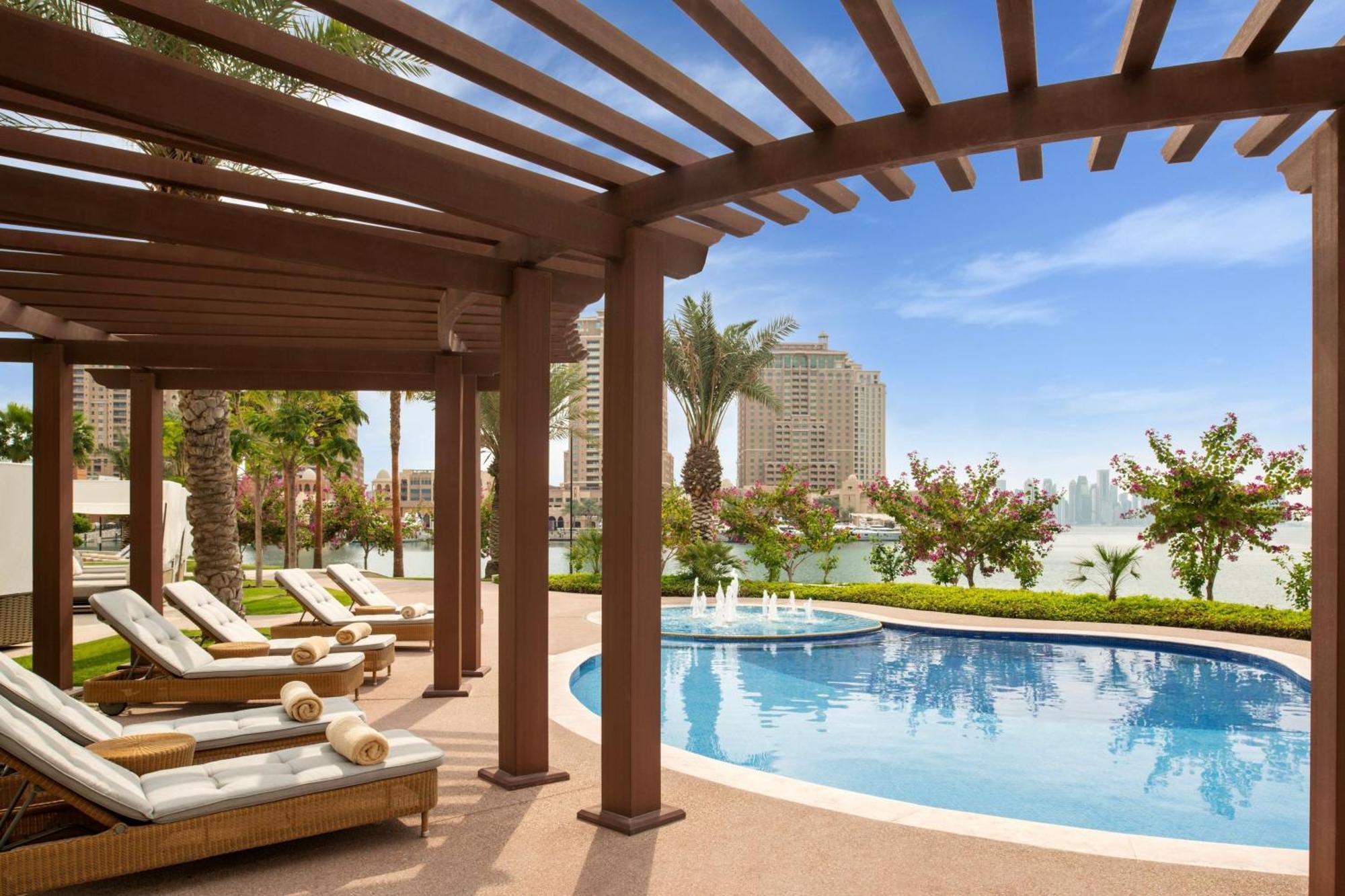 The St. Regis Marsa Arabia Island, The Pearl Qatar Hotel Doha Bagian luar foto