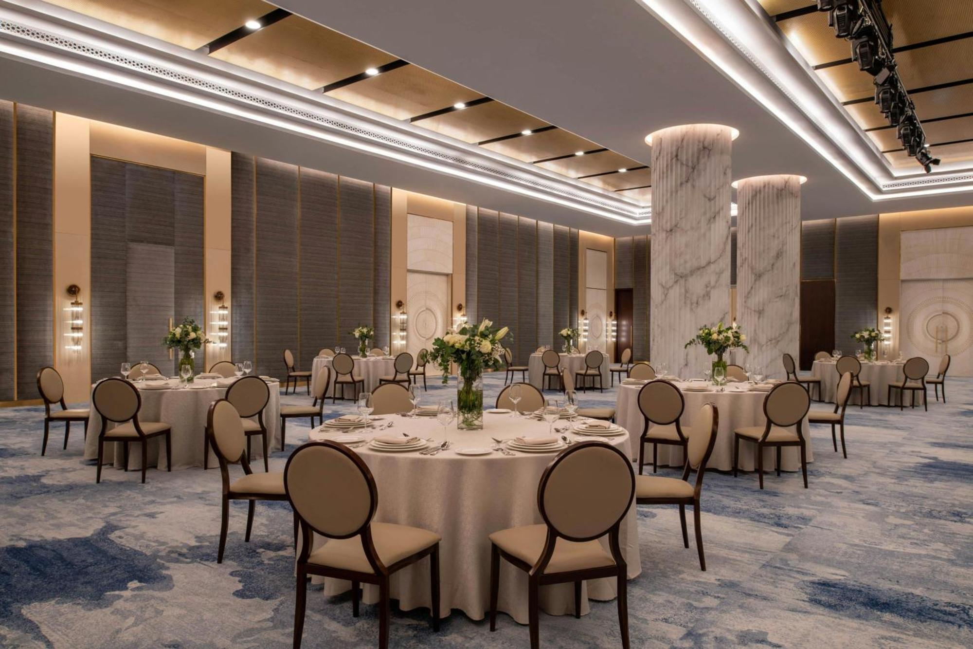 The St. Regis Marsa Arabia Island, The Pearl Qatar Hotel Doha Bagian luar foto