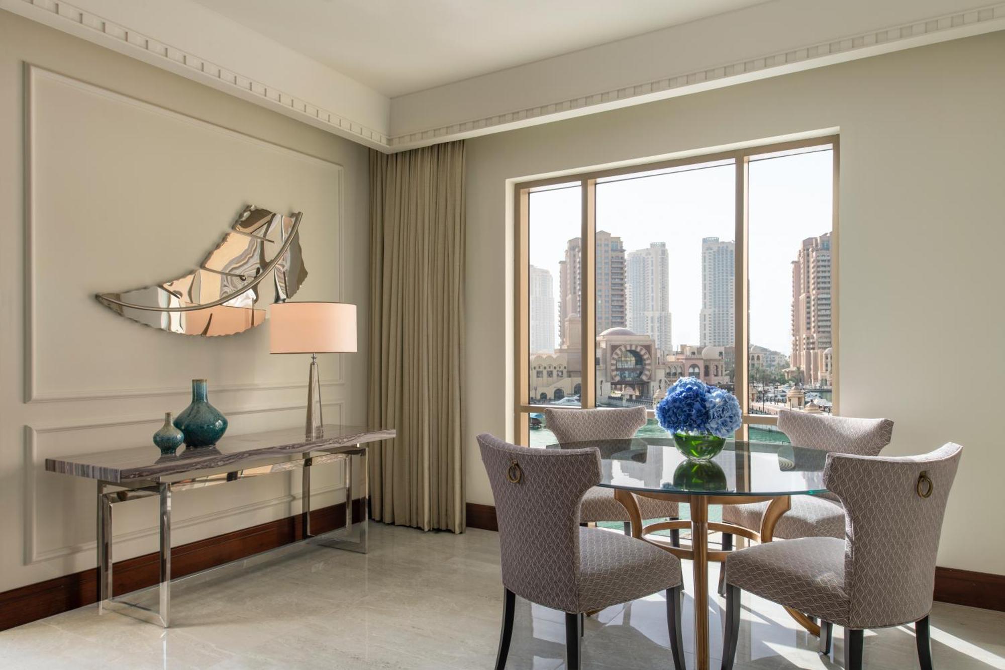The St. Regis Marsa Arabia Island, The Pearl Qatar Hotel Doha Bagian luar foto